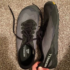 Merrell barefoot tennis shoes / sneakers